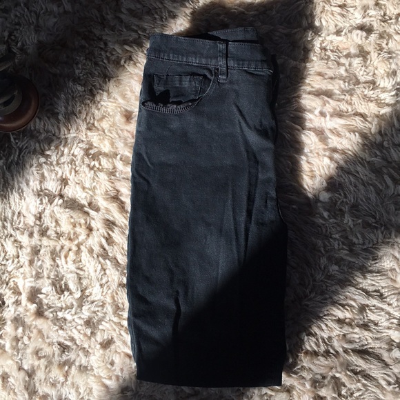 Urban Outfitters BDG High Rise Black Jeans - Picture 2 of 5